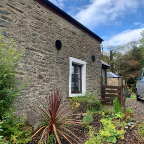 Yewtree Cottage - 'The Art House' and Garden